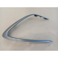 Молдинг решітки переднього бампера правий Toyota Camry XV70 LE/XLE 21- (Тайвань) темно-сірий глянець 5271206120