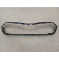 Молдинг решітки радіатора Skoda Octavia A8 20- (Тайвань) чорний 5E3853761