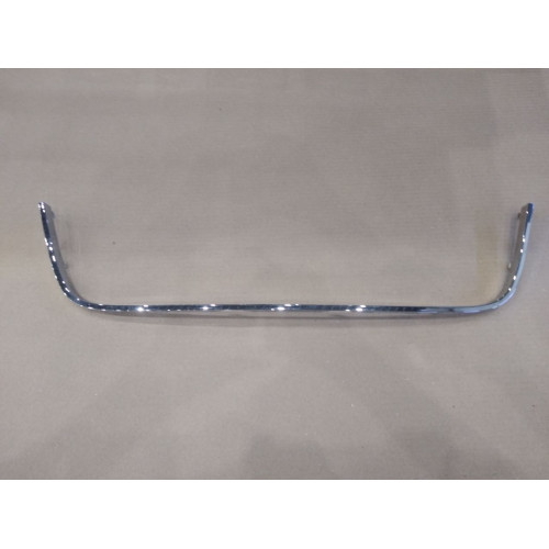 Молдинг решітки в бампер VW Golf 5 універсал 07-09, Jetta 5 2006-2010 (Тайвань) хром 1K08531012ZZ