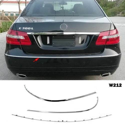Молдинг заднього бампера лівий Mercedes E Class W212 2009-2012 (Bapmic) A2128852121