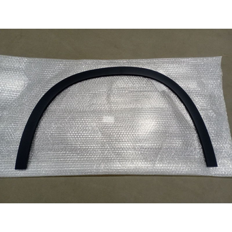 Накладка переднього крила ліва Mercedes GLA-class X156 14-20 (Тайвань)