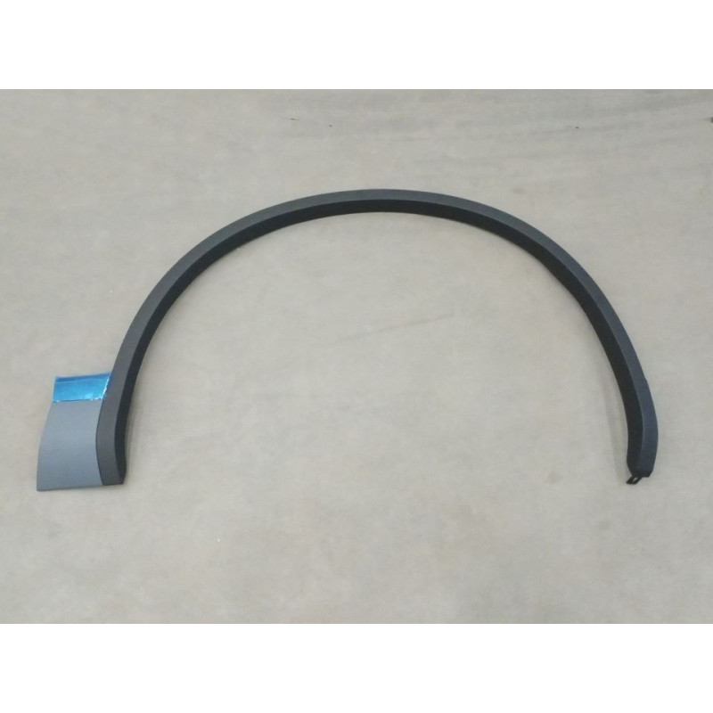 Накладка переднього крила права VW Touareg 2 14-18 (Тайвань) 7P6853718FGRU