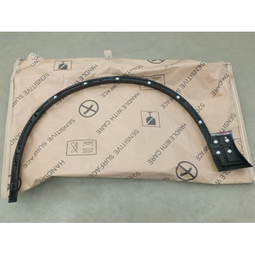 Накладка переднього крила права VW Touareg 2 2014-2018 (Тайвань) 7P6853718FGRU