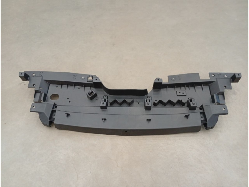 Накладка радіатора нижня Jeep Cherokee 2019-2023 (Тайвань) нижній дефлектор 68265875AA