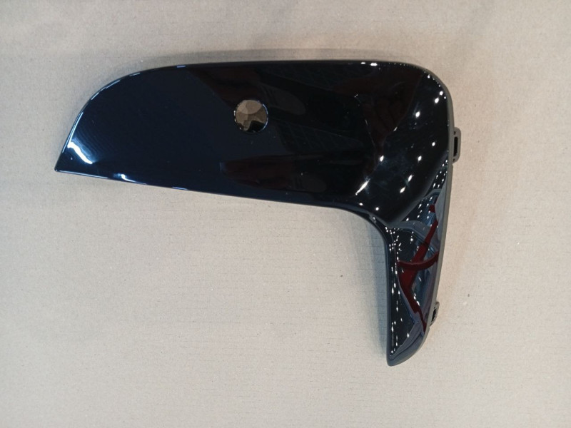 Накладка решітки переднього бампера ліва BMW 3 G20 / G21 M-Sport 19- (Тайвань) з отв. під п/тронік, глянець 51118089207