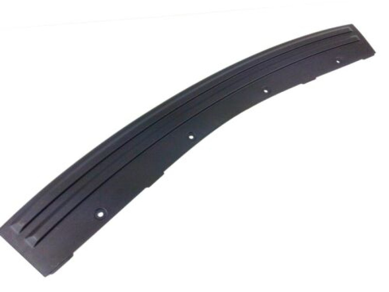 Накладка заднього бампера Jeep Grand Cherokee 11-13 (Тайвань) без отв. під хром 5159080AA