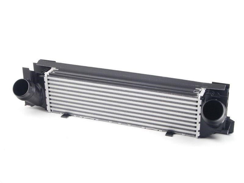 Інтеркулер BMW 1 F20/F21, 2 F22/F23, 3 F30/F31, 4 F32/F33/F36/F82 (Nissens) 17517600531, 7600531