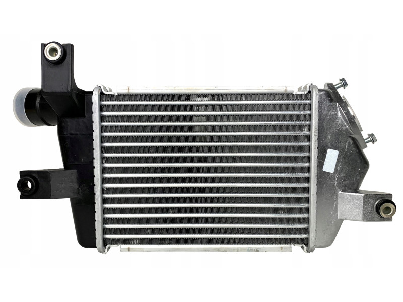 Інтеркулер Mitsubishi L200 05-15 (AVA) MN135001