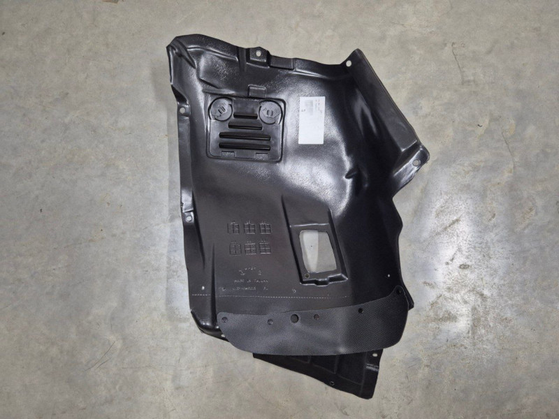 Підкрилок передній лівий BMW 3 E90 2006-2011 LKQ 51717059379