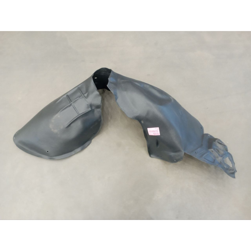 Підкрилок лівий передній Chevrolet Malibu 2016-2019 FPS 84062808