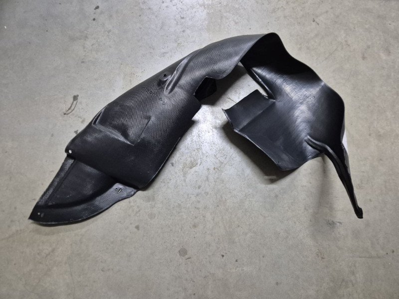 Підкрилок передній лівий Citroen Berlingo, Peugeot Partner 2002-2007 TP 7136R1