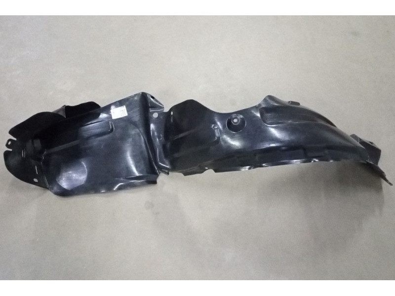 Підкрилок передній лівий Kia Carnival 1999-2006 Тайвань