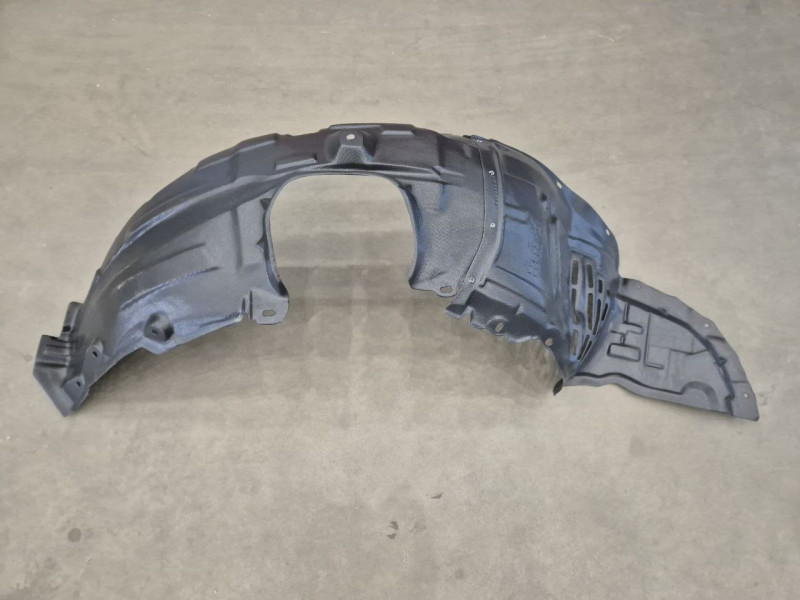 Підкрилок передній лівий Mazda 3 BK 2004-2009 хетчбек/седан BP4K56140E