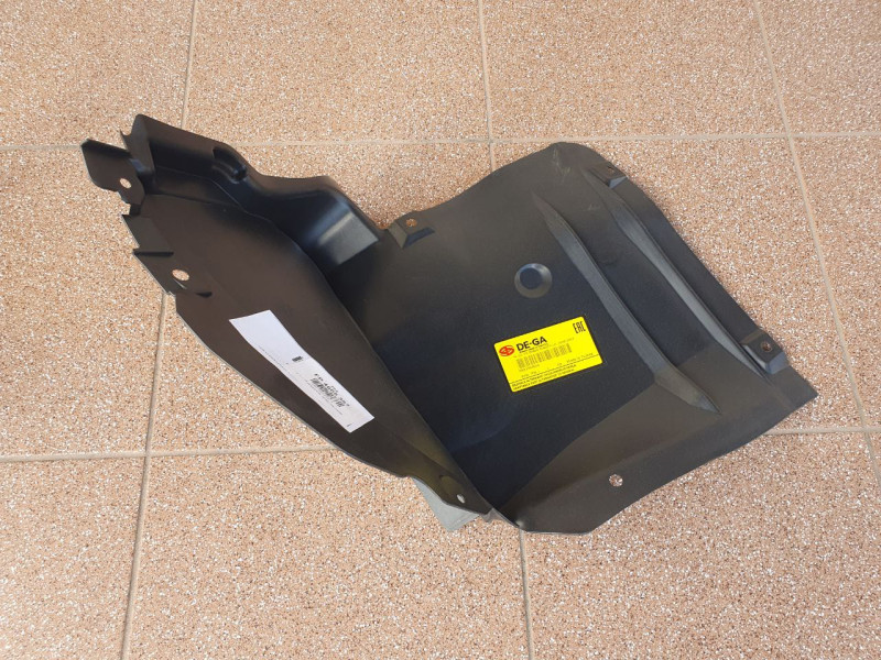 Підкрилок передній лівий (передня частина) Mercedes C-Class W203 2000-2007 Тайвань 2038810323