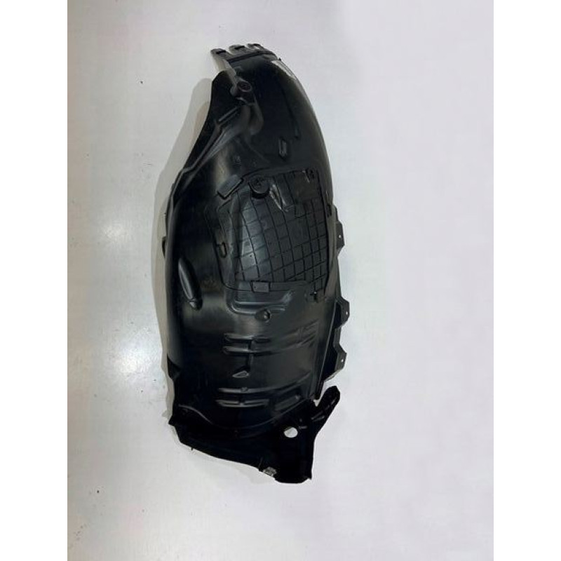 Підкрилок передній лівий (передня частина) Mercedes C-class W205 2014-2018 (Т) A2056903101