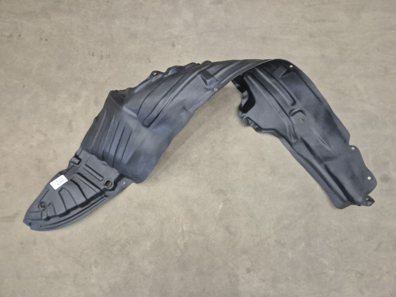 Підкрилок передній лівий Nissan Almera Classic 2006-2013 Тайвань 63823-95F0A