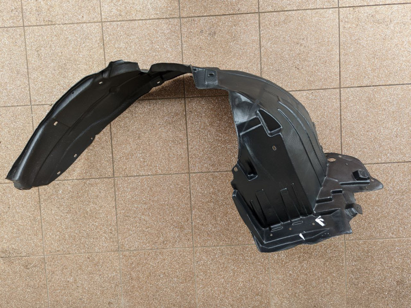 Підкрилок передній лівий Nissan Note 2013-2017 Тайвань 638433WC0A