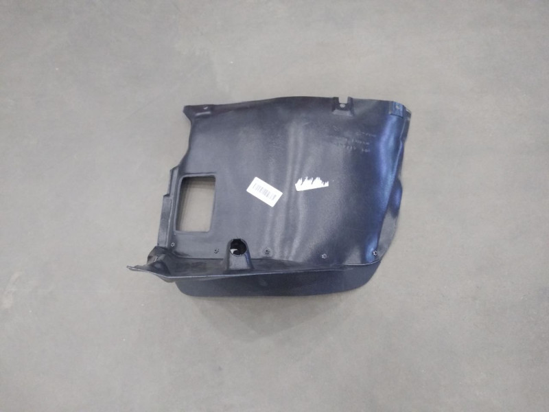 Підкрилок передній лівий передня частина BMW 3 E46 1998-2006 LKQ 51718193811