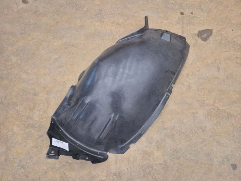 Підкрилок передній лівий передня частина Mercedes ML W164 2005-2011 TW A1648802705