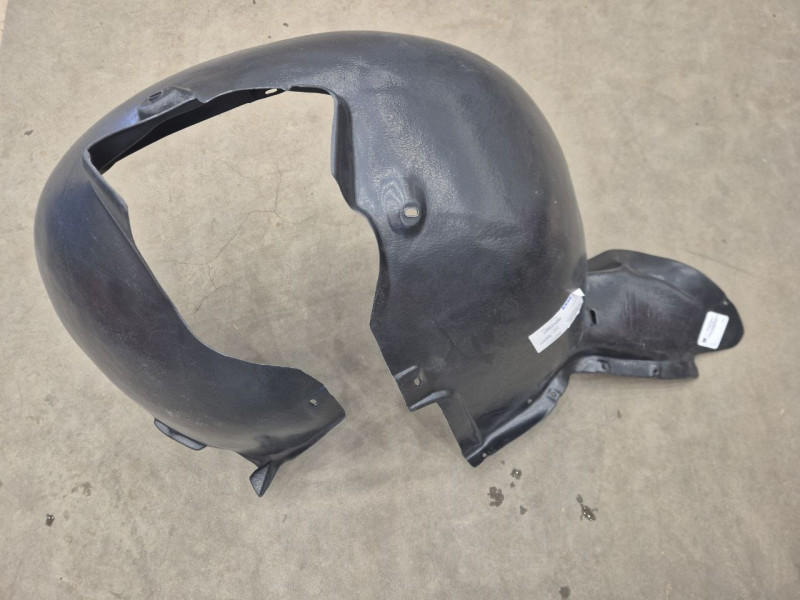 Підкрилок передній лівий Skoda Superb 08-15 Elit 3T0809957D