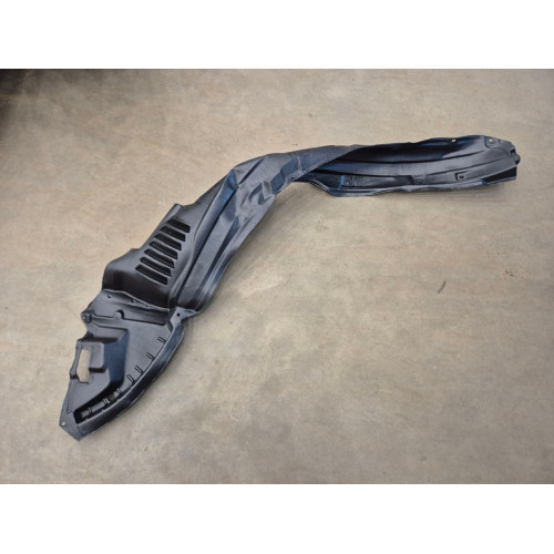 Підкрилок передній лівий Toyota Avensis 2003-2006 FPS 5387605030 Китай