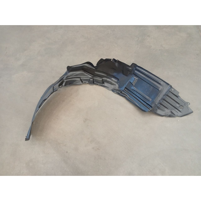 Підкрилок передній лівий Toyota Avensis Verso 2001-2009 LKQ 5387505030