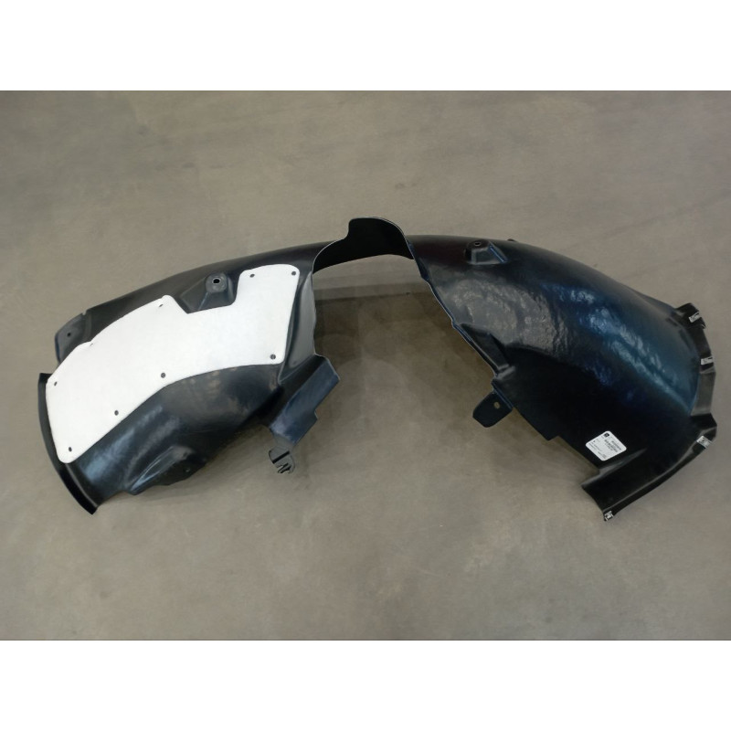 Підкрилок передній лівий Peugeot 308 2013-2017 FPS