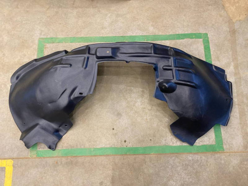 Підкрилок передній правий Audi Q5 2012-2016 Тайвань пластик 8R0821172K