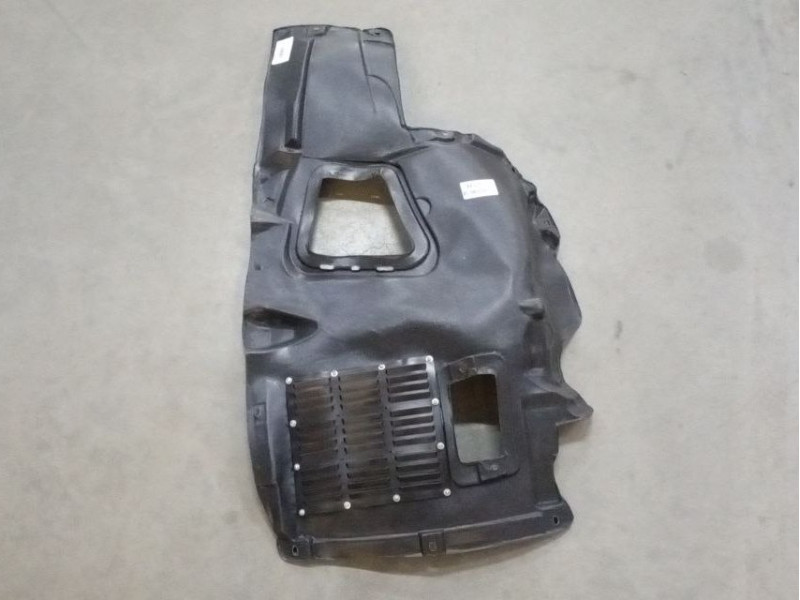 Підкрилок передній правий (пер. частина) BMW 5 F10 2010-2016 LKQ 51717186728