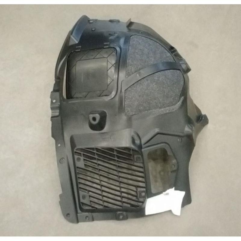 Підкрилок передній правий (передня частина) BMW 5 G30 / G31 2017- Тайвань 51717340786