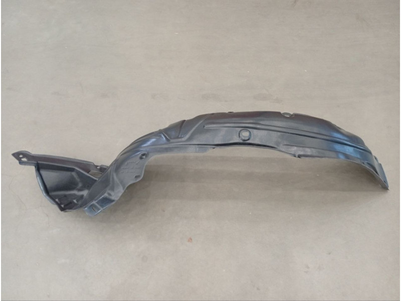 Підкрилок передній правий Honda CR-V 2002-2004 FPS