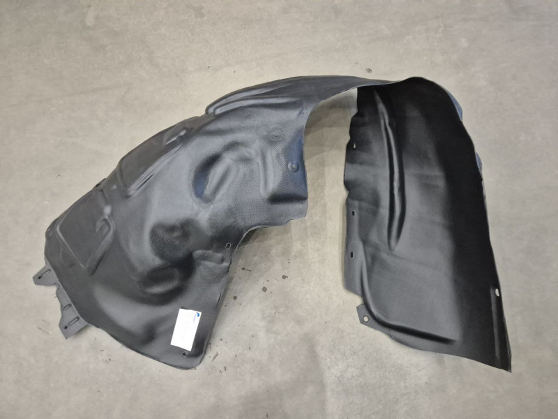 Підкрилок передній правий Jeep Cherokee KL 2013-2018 (TP) 68209678AE