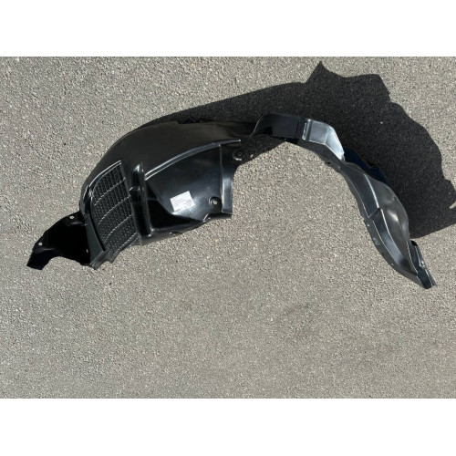 Підкрилок передній правий Kia Sportage 2004-2008 FPS 868121F000
