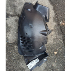 Підкрилок передній правий (передня частина) Mercedes C-class W204 2011-2014 оригінал A2046905930