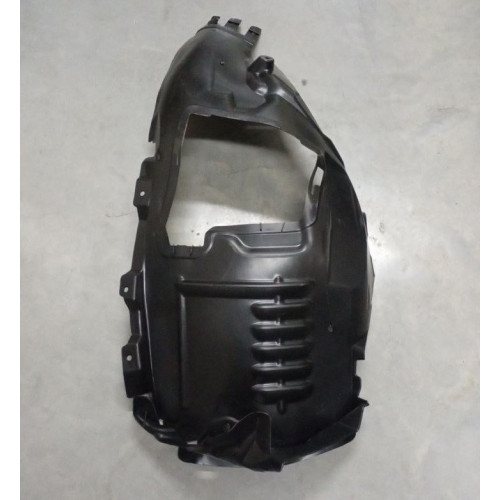 Підкрилок передній правий (без лючка) Mercedes C-class W205 2014-2018 A2056903201