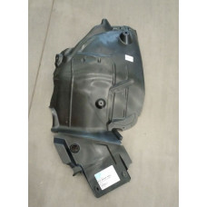 Підкрилок передній правий (задня частина) Mercedes C-class W205 2014-2018 Тайвань