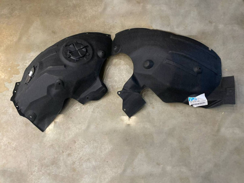 Підкрилок передній правий Mini Countryman 2010-2016 FPS