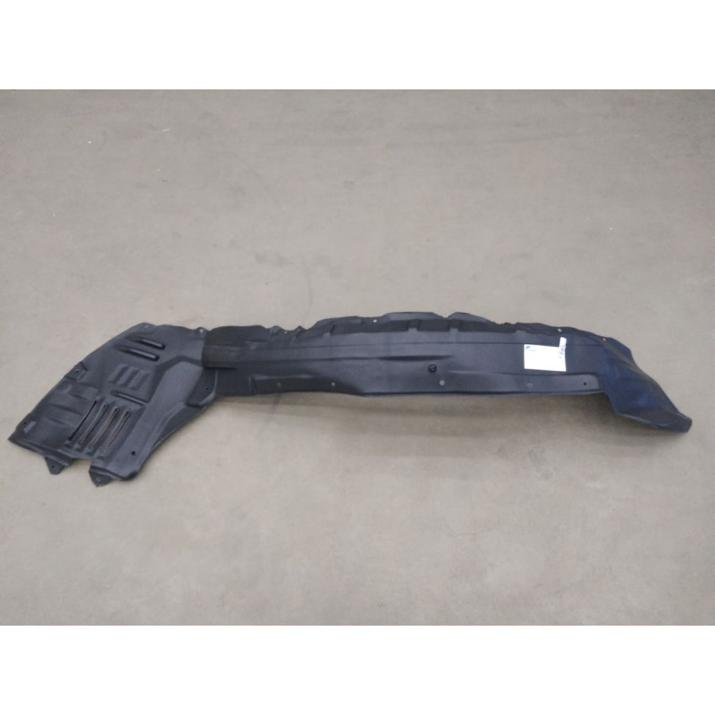 Підкрилок передній правий Mitsubishi Pajero 4 2007-2014 Тайвань 5370A536