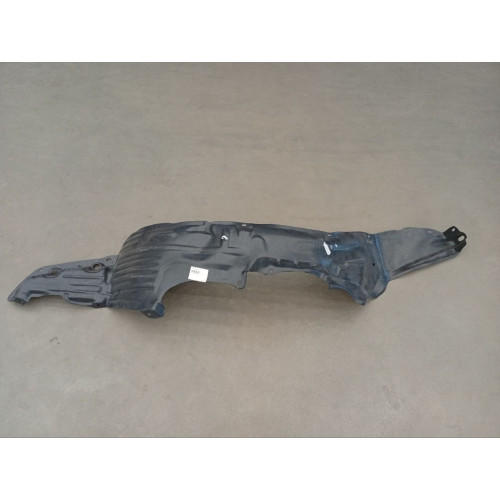 Підкрилок передній правий Nissan Primera P11 1996-1999 Тайвань 638422J000