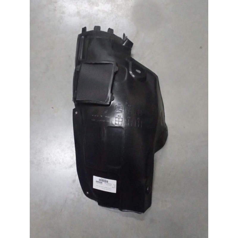 Підкрилок передній правий (передня частина) Opel Zafira B 2005-2015 Elit 13129628