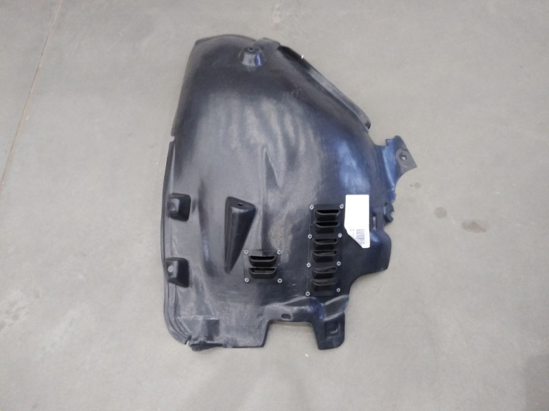 Підкрилок передній правий (передня частина) Mercedes E-Class W211 2006-2009 Elit 2116983030