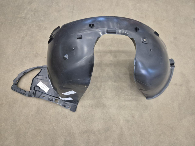 Підкрилок передній правий Peugeot 207 2006-2012 Тайвань 7136Y7