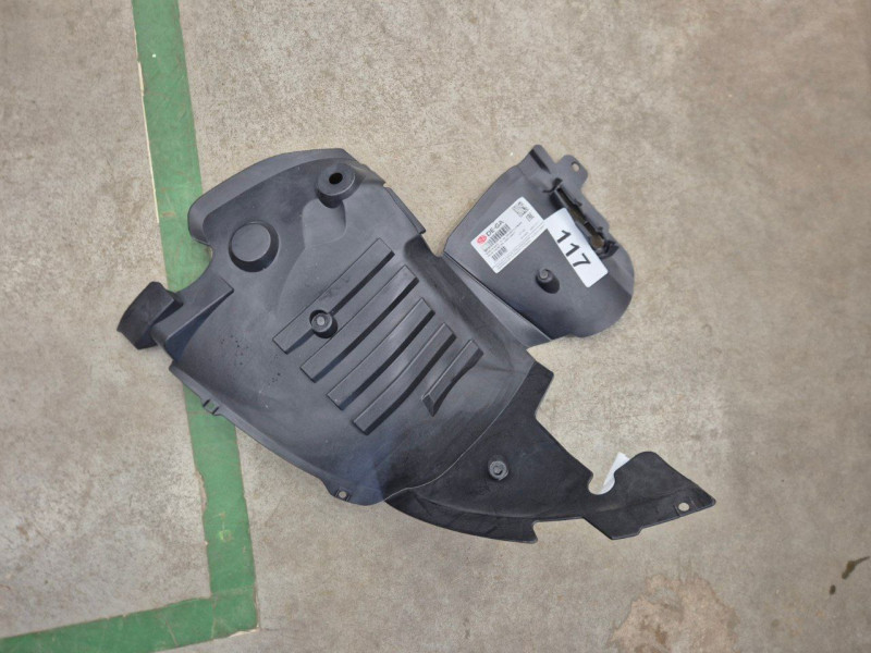 Підкрилок передній правий Renault Kangoo 97-09 FPS 8200333278