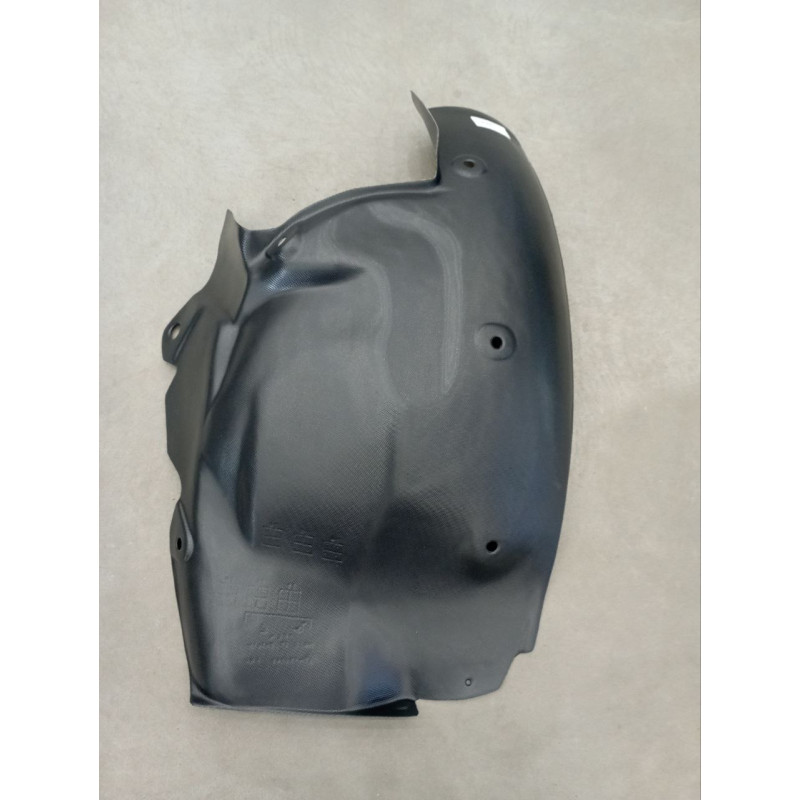 Підкрилок передній правий (задня частина) Renault Scenic 2 2003-2008 FL 8200136726