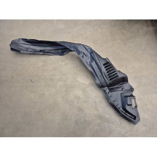 Підкрилок передній правий Toyota Avensis 2003-2006 FPS Китай 5387505040