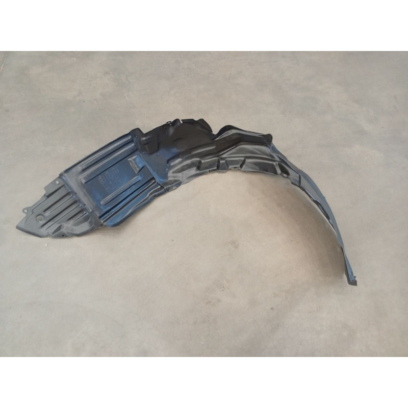 Підкрилок передній правий Toyota Avensis Verso 2001-2009 LKQ 5387605020