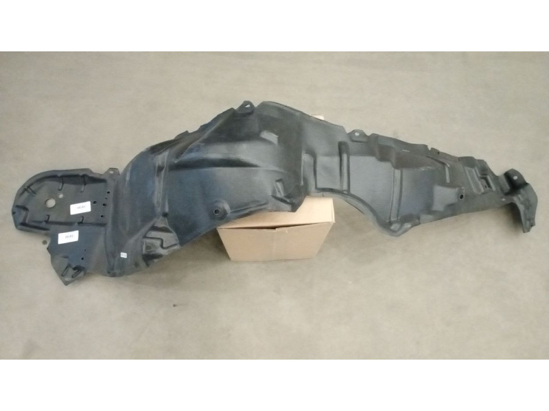 Підкрилок передній правий Toyota Prius XW30 2009-2015 LKQ 5387547030