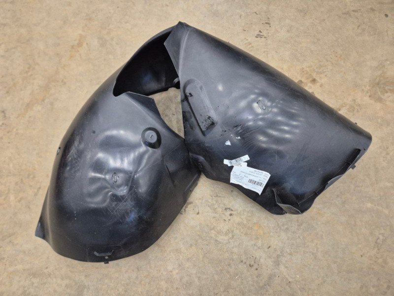 Підкрилок передній правий (задня частина) VW Passat CC 08-12 TP 3C8805978A