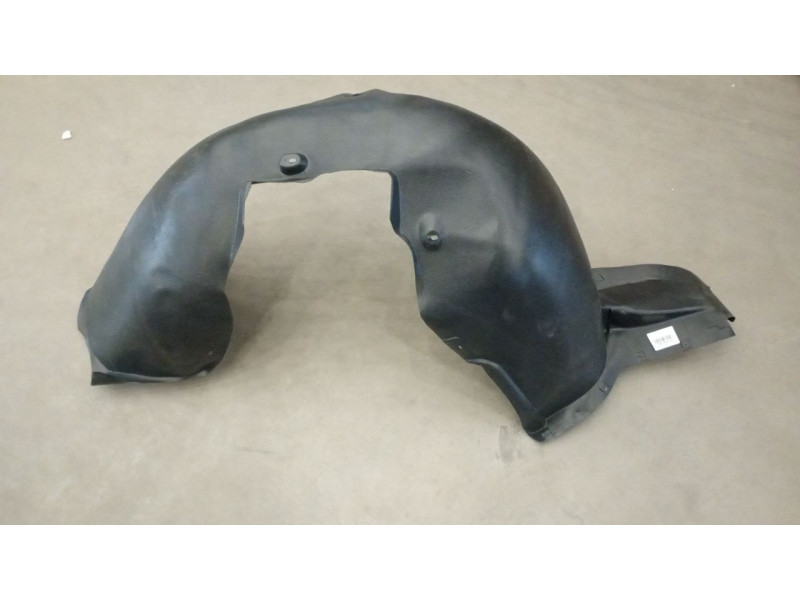 Підкрилок передній лівий Skoda Superb 2009-2014 FPS 3T0809957