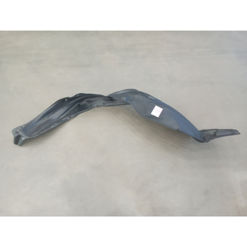 Підкрилок передній лівий Toyota Yaris 2011-2014 FPS